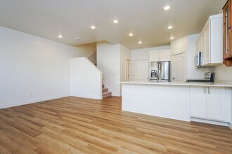 52 W 925 N in Brigham City, UT - Building Photo - Building Photo