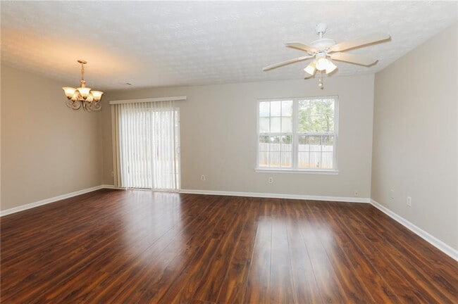 724 Georgetown Ct in Jonesboro, GA - Building Photo - Building Photo