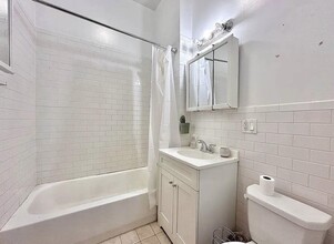 792 DeKalb Ave, Unit 2 in Brooklyn, NY - Building Photo - Building Photo