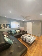 138 Ballou Ave, Unit 1A in Boston, MA - Building Photo - Building Photo