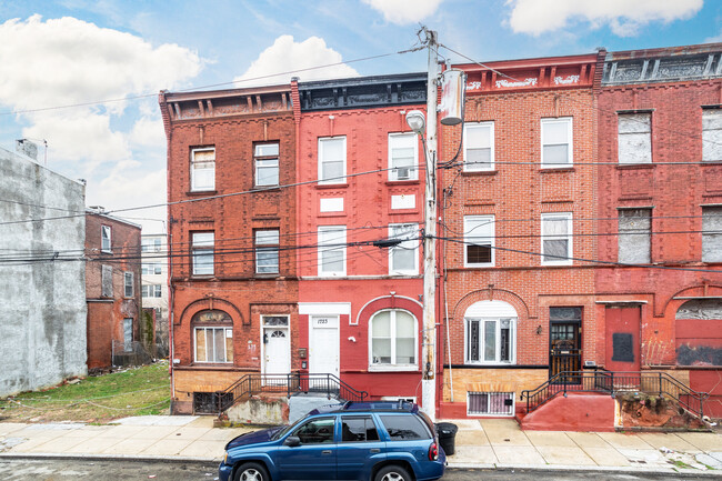 1723 N 23rd St in Philadelphia, PA - Foto de edificio - Building Photo