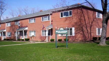 Miles Landing Townhomes in Warrensville Heights, OH - Building Photo - Building Photo