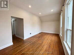 17 Duff St in Hamilton, ON - Building Photo - Building Photo