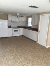 2111 Smithfield Cir S in Lakeland, FL - Building Photo - Building Photo