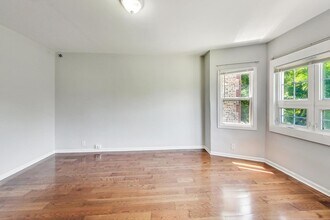 1725 N Kedzie Ave in Chicago, IL - Building Photo - Building Photo
