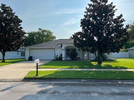 50 Spinnaker Cir in South Daytona, FL - Building Photo