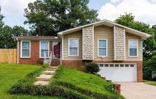 2517 Wright Cir in Birmingham, AL - Building Photo