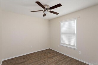 13 E Stubbs St in Edinburg, TX - Building Photo - Building Photo