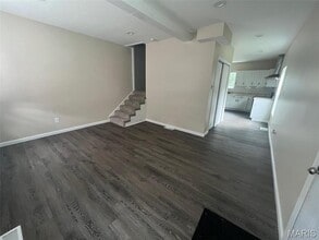 115 W Cartwright Ave in St. Louis, MO - Building Photo - Building Photo
