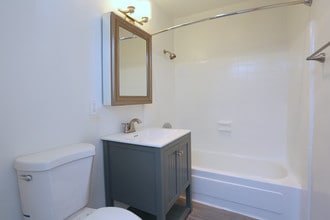 Willow Glen Apartments in San Diego, CA - Building Photo - Interior Photo