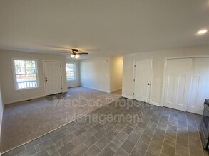 64 Hickory Ln in Colonial Beach, VA - Building Photo - Building Photo