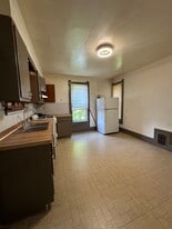 750 8th St in Beloit, WI - Building Photo