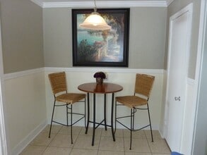 3417 W San Juan St in Tampa, FL - Building Photo - Building Photo