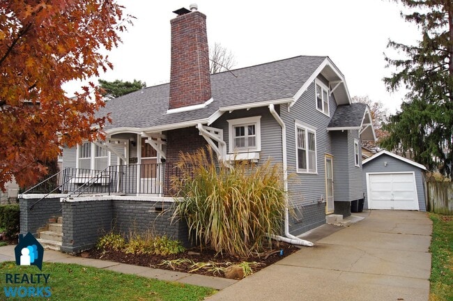 property at 2255 Sewell St