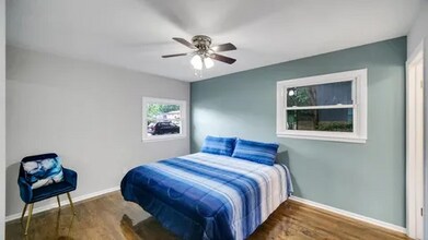 8726 Lakewood Ave in Gary, IN - Building Photo - Building Photo