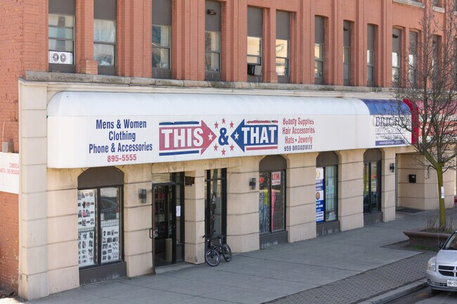 Mitchell Square Apartments in Buffalo, NY - Building Photo - Building Photo