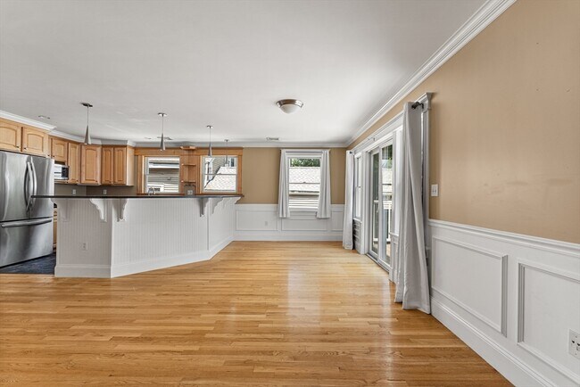 210-212-212 W 9th St in Boston, MA - Building Photo - Building Photo