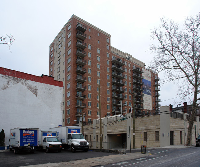 The Thread in Union City, NJ - Foto de edificio - Building Photo