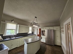 2312 Pecan St in Texarkana, AR - Building Photo - Building Photo
