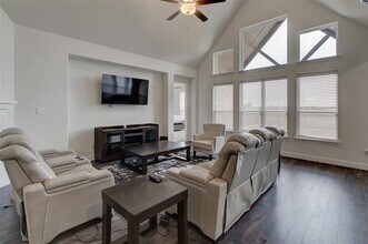 4031 Yellow Jasmine Ln in Heath, TX - Building Photo - Building Photo