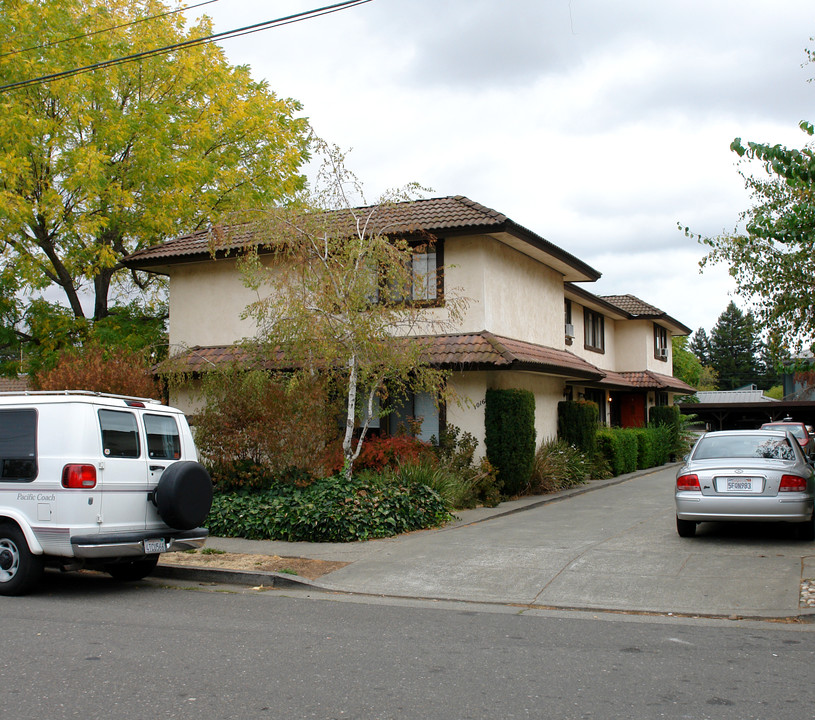 1016 3rd St in Novato, CA - Building Photo