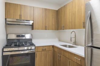 Ambassador Apartments in Lancaster, PA - Building Photo - Interior Photo