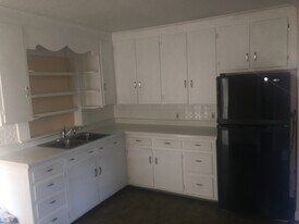 42 Beach Ave, Unit #3 in Terryville, CT - Building Photo