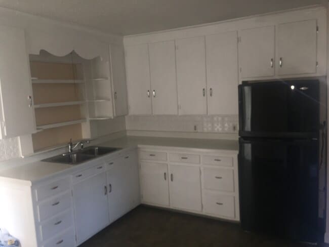 42 Beach Ave, Unit #3