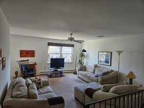 210 N Surrey Ave in Ventnor City, NJ - Building Photo - Building Photo