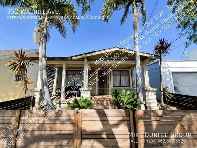 property at 352 Walnut Ave