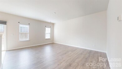 6430 Revolutionary Trail in Charlotte, NC - Building Photo - Building Photo