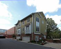 Southborough Condominiums in Charlotte, NC - Building Photo - Building Photo