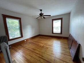 301 Ash St, Unit 303 Ash Street in Manchester, NH - Building Photo - Building Photo