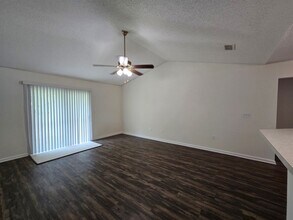 3904 Hideaway Lane in Middleburg, FL - Building Photo - Building Photo