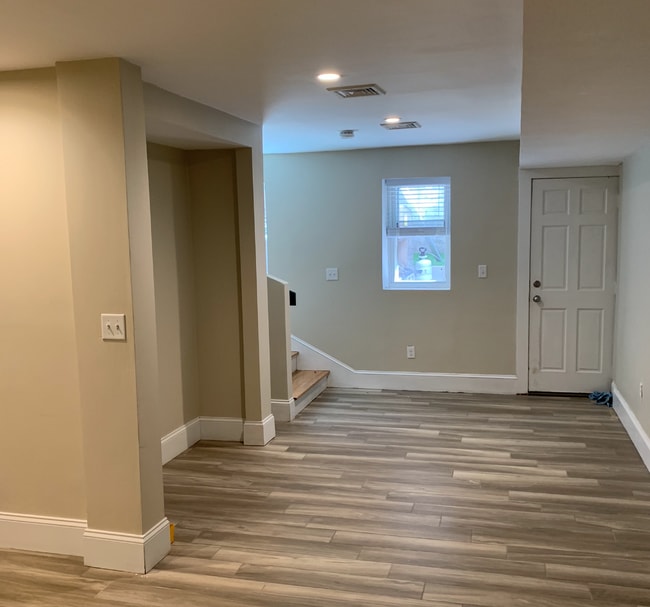 26 Pembroke St Apartments and Nearby Chelsea Apartments For Rent Chelsea, MA