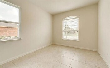 1438 Park Trails Blvd in Princeton, TX - Building Photo - Building Photo