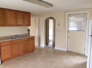 422 High St, Unit 2 in Lock Haven, PA - Building Photo - Building Photo