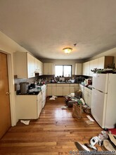 1110 Commonwealth Ave in Boston, MA - Building Photo - Building Photo