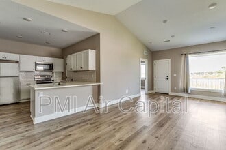 4315 N Sandplum St in Wichita, KS - Building Photo - Building Photo