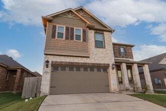 1605 Constanta Dr in Austin, TX - Building Photo - Building Photo
