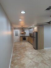 1850 E Maryland Ave in Phoenix, AZ - Building Photo - Building Photo