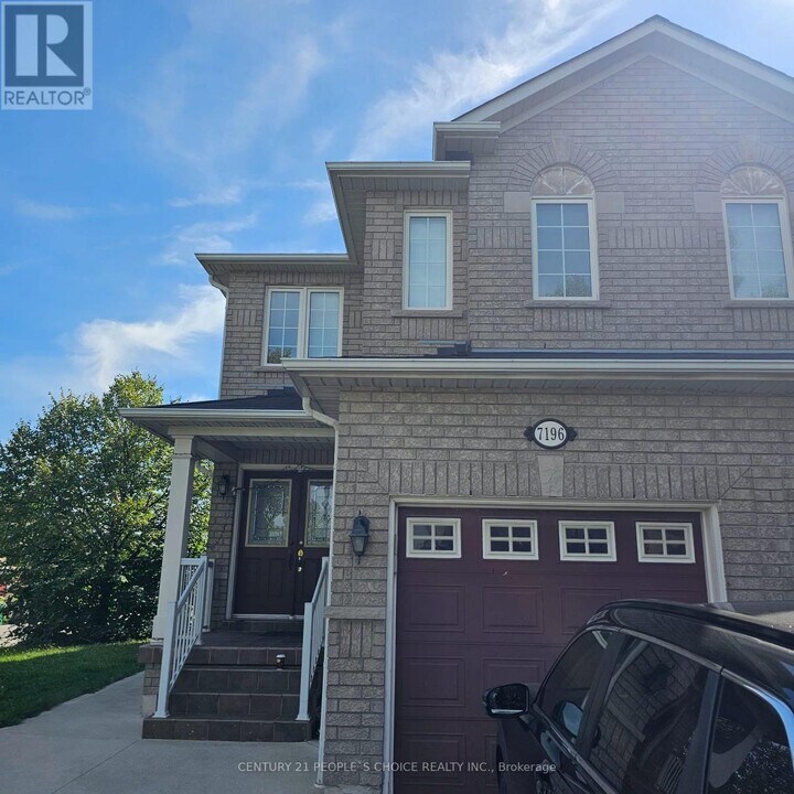 7196 Gagliano Dr in Mississauga, ON - Building Photo