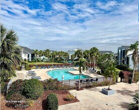 13565 Eagle Ridge Dr in Ft. Myers, FL - Building Photo - Building Photo