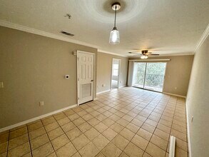 4274 Calinda Ln, Unit 246 in Niceville, FL - Building Photo - Building Photo