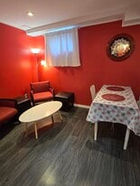 2700 Battleford Rd in Mississauga, ON - Building Photo