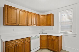 2 Walnut St in Boston, MA - Building Photo - Building Photo