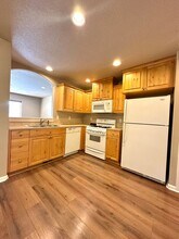 2725 NW Cedar Ave in Redmond, OR - Building Photo - Building Photo