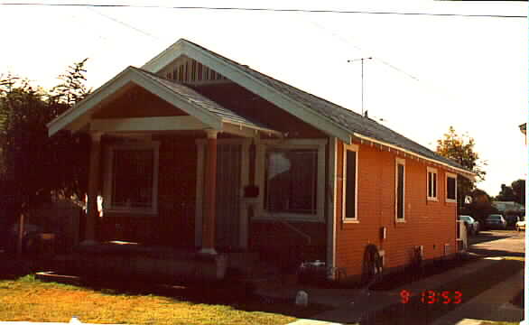 5963-5967 Corona Ave in Huntington Park, CA - Building Photo - Building Photo