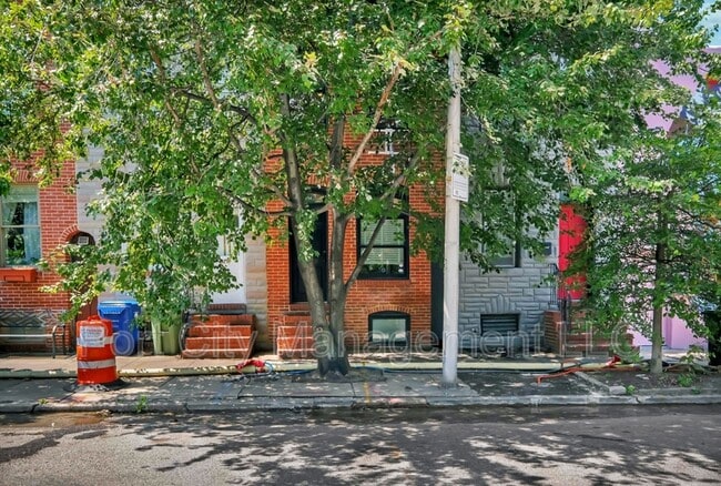 504 S Milton Ave in Baltimore, MD - Building Photo - Building Photo