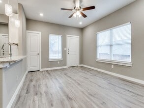 3205-3207 Karen St in Fort Worth, TX - Building Photo - Building Photo